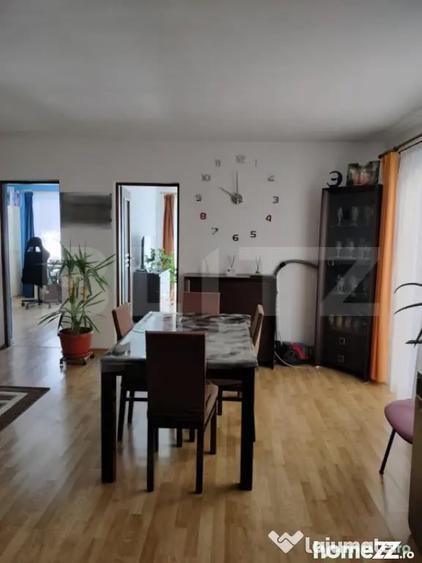 Apartament cu 4 camere decomandat în Central