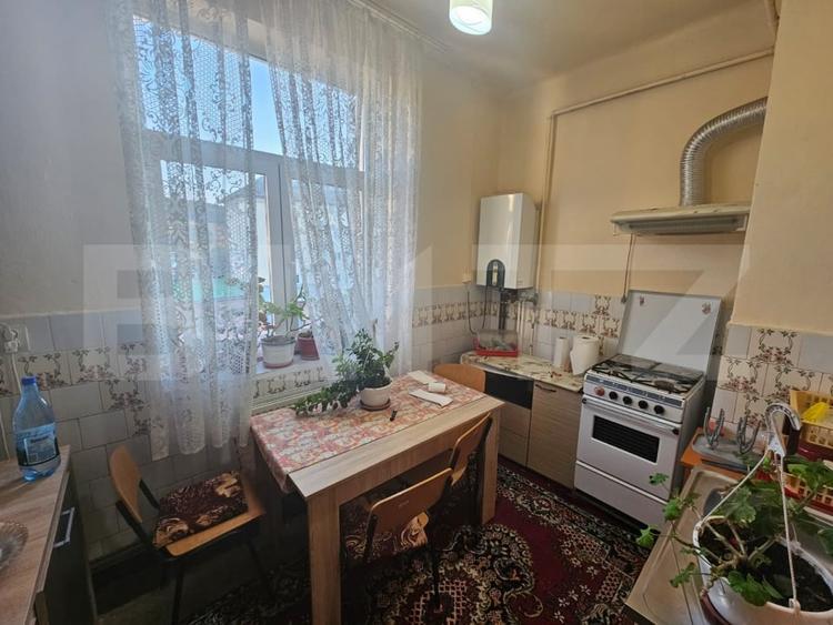 Apartament cu 3 camere decomandat, mobilat în Ocna Mureș