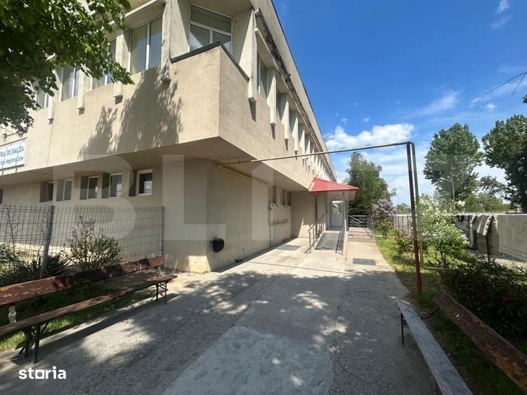 Spațiu comercial, de 1,967 mp, în Centură
