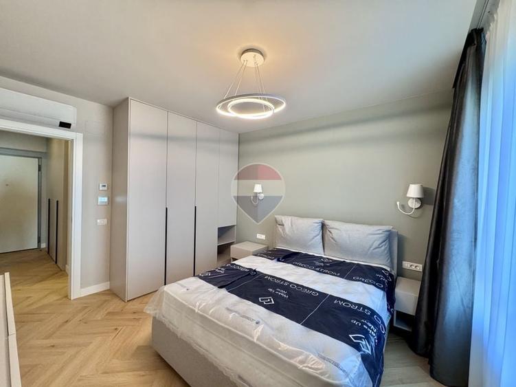Apartament cu 3 camere decomandat, mobilat în Pipera