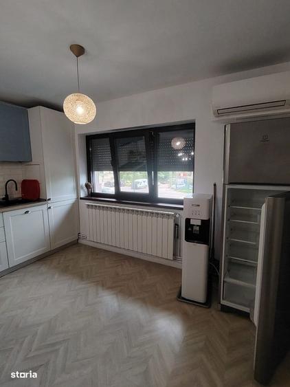 Apartament cu 3 camere în Cug