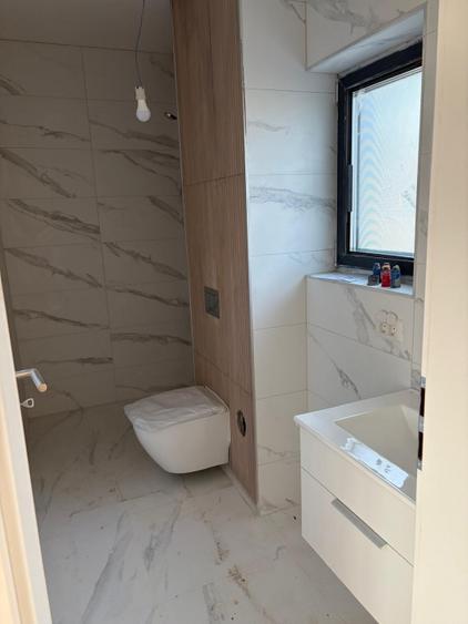 Duplex cu 5 camere cu Canalizare în Jilava