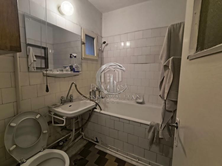 Apartament cu 3 camere în Unirii Sud