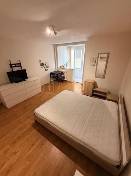Apartament cu 2 camere decomandat, mobilat în Medicină