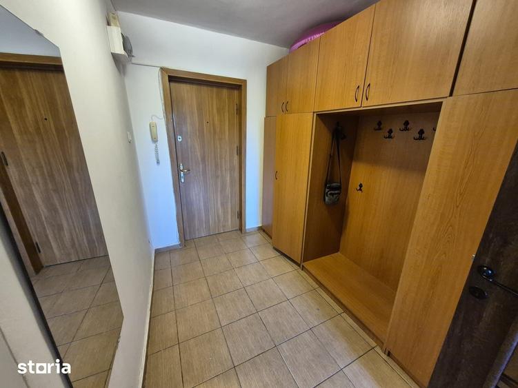 Apartament cu 2 camere în Grivița