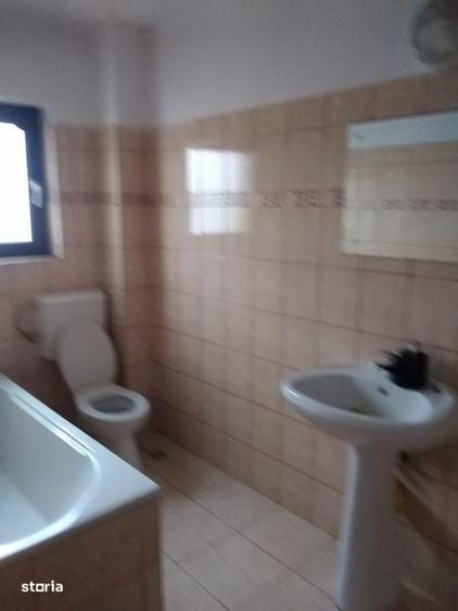 Casă cu 4 camere cu Teren 220 Mp în Someșeni