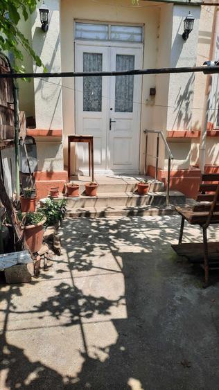 Casă cu 3 camere în Ultracentral