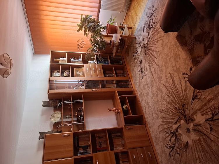 Apartament de vanzare - 4