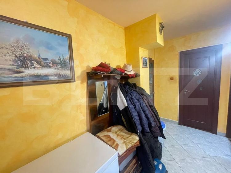 Apartament cu 3 camere decomandat, mobilat în 1 Mai