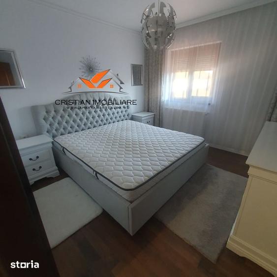 Casă cu 4 camere cu Teren 250 Mp în Cetate