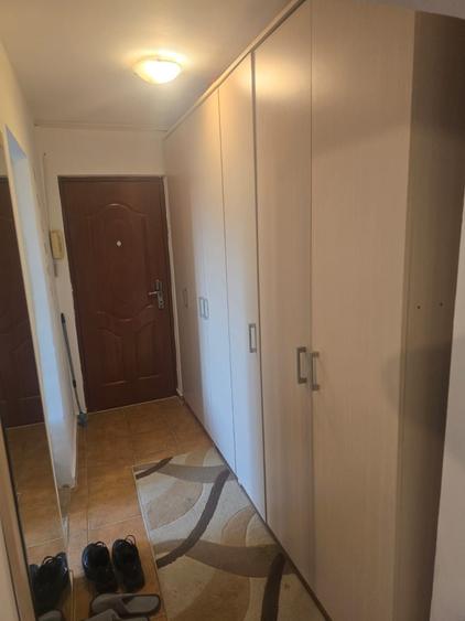 Apartament cu 2 camere decomandat în Aradului