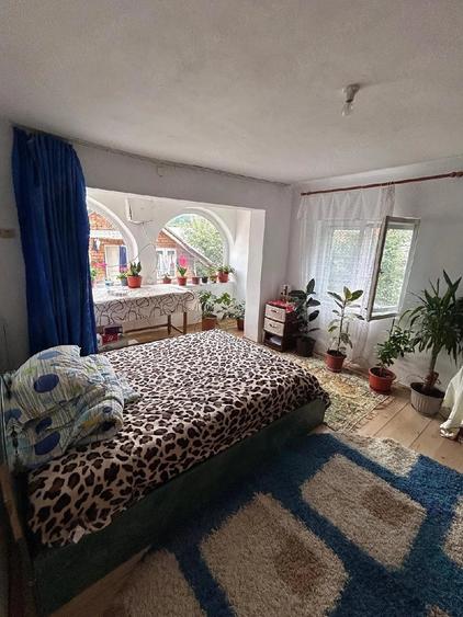 Casă cu 5 camere cu Teren 1300 Mp în Pucheni