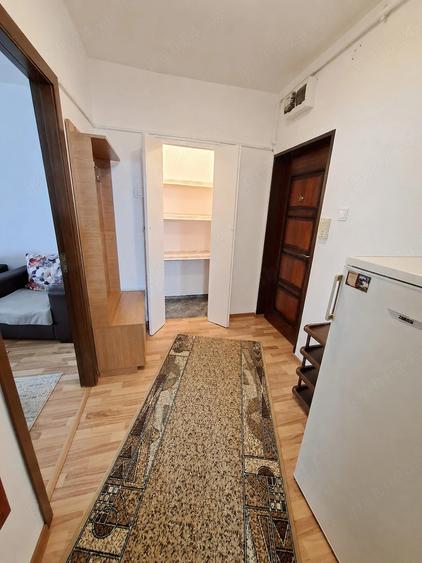 Apartament cu 2 camere decomandat în Vlahuță