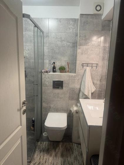 Direct proprietar - Apartament 2 camere , zona Piata noua , etaj 2 , nou , modern in bloc nou - 5