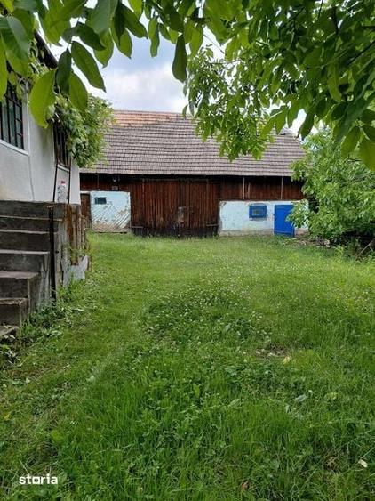 Casă cu 2 camere cu Teren 80 Mp în Poieni