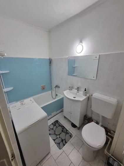 Apartament cu 2 camere decomandat, mobilat în Trocadero
