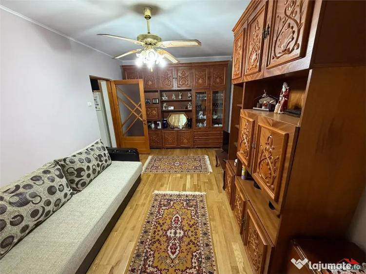 Apartament cu 2 camere semidecomandat în Gară