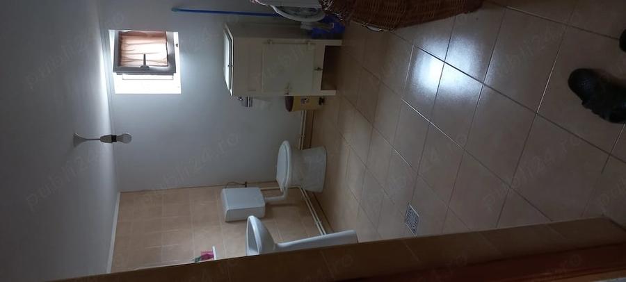 Casă cu Teren 1982 Mp în Valea Popii