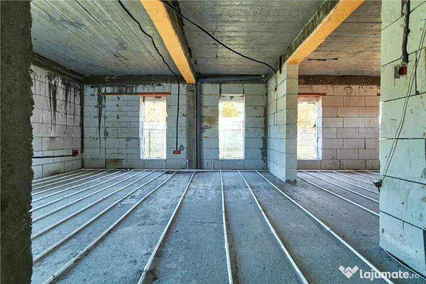 Casă cu 3 camere cu Teren 1056 Mp în Mihail Kogălniceanu
