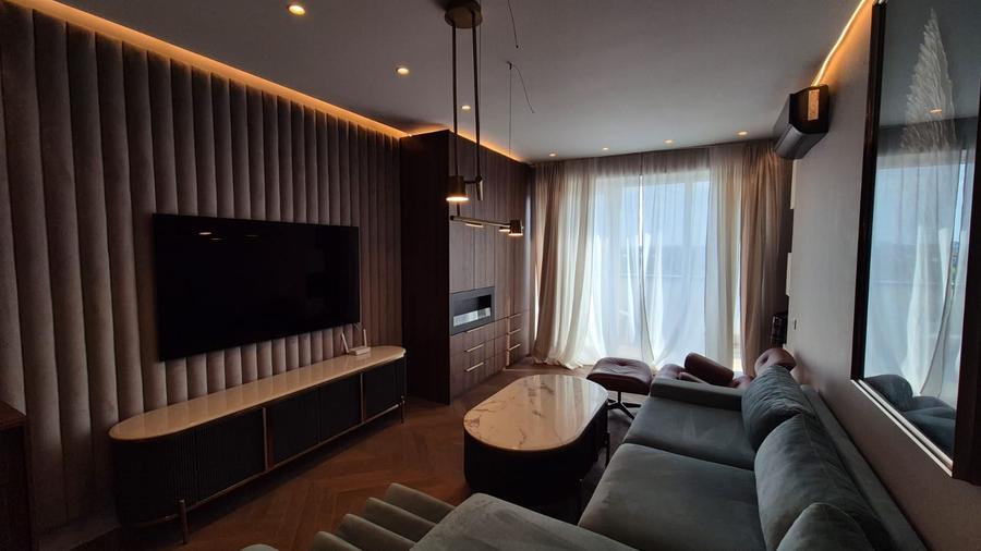Apartament cu 3 camere decomandat, mobilat în Sisești
