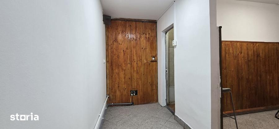 Spațiu comercial, de 34 mp, în Micro 6