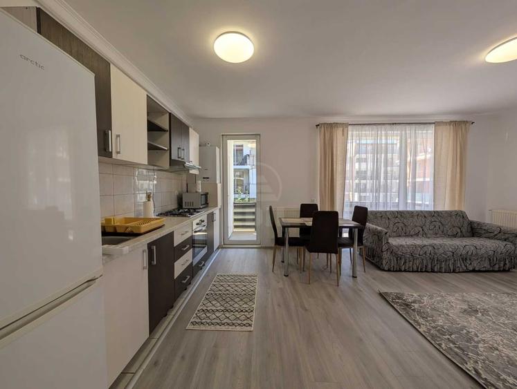Apartament cu 2 camere decomandat în Florești