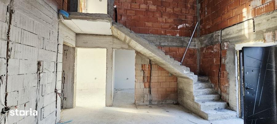 COMUNA BERCENI - CASA 5 CAMERE, 300 MP TEREN, SEMIFINISATA! - 1