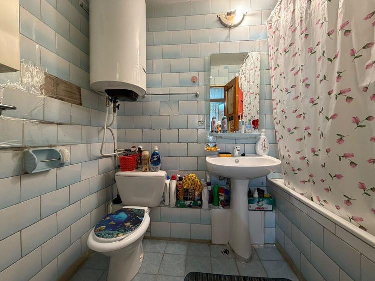 Apartament cu 2 camere decomandat, mobilat în Lacul Tei
