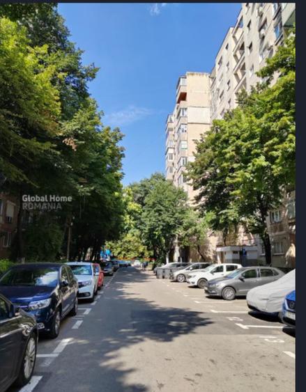 Apartament cu 3 camere decomandat, mobilat în Tineretului