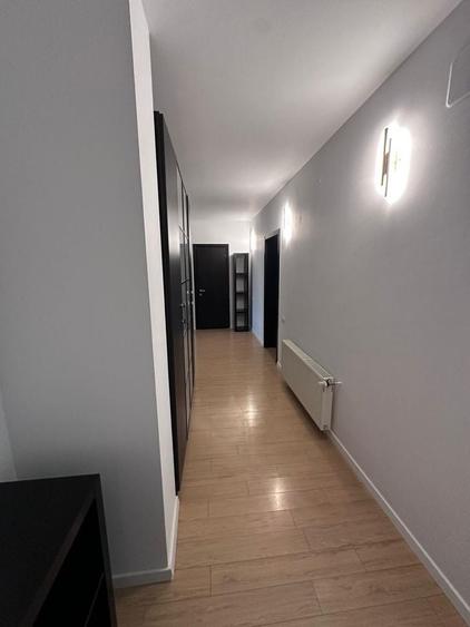 Apartament cu 3 camere decomandat în Pipera
