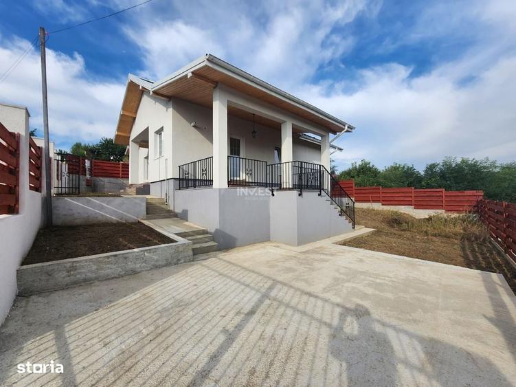 Casă cu 4 camere în Miroslava