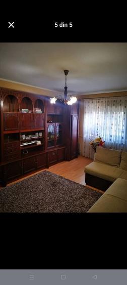 Apartament cu 3 camere decomandat în Exterior Vest