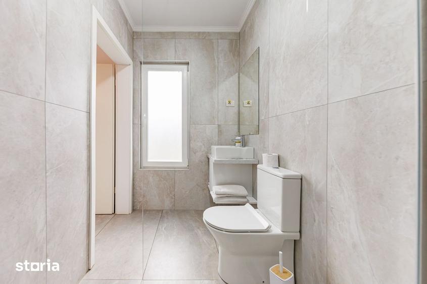 Casă cu Teren 1670 Mp în Giarmata