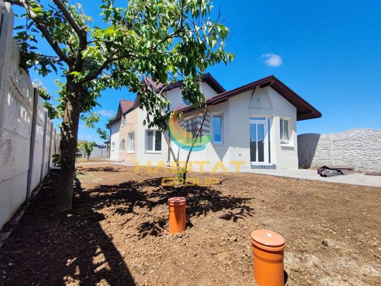 Casă individuală cu 6 camere cu Canalizare în Vidra