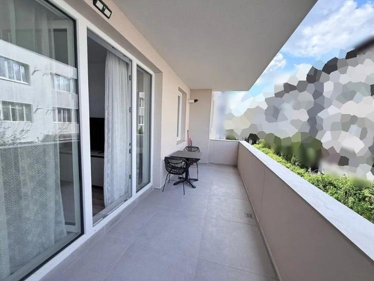 Apartament cu 2 camere semidecomandat în Florești