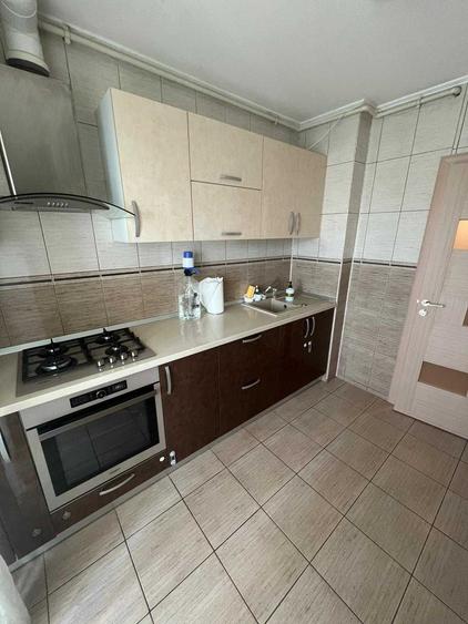 Apartament cu 3 camere decomandat în Pantelimon