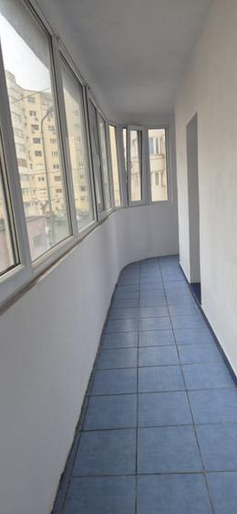 Garsonieră decomandată, mobilată în Stadion