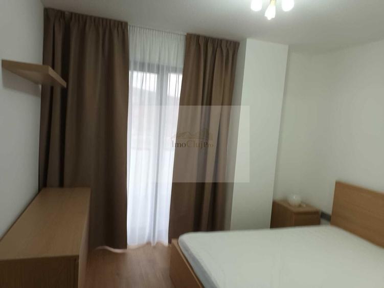 Apartament cu 2 camere semidecomandat, mobilat în Semicentral