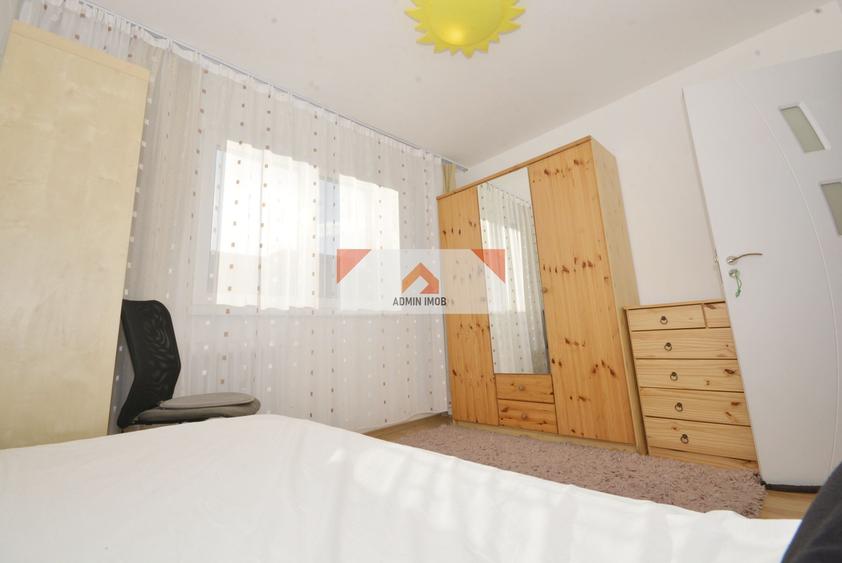 Apartament cu 2 camere decomandat în Drumul Taberei