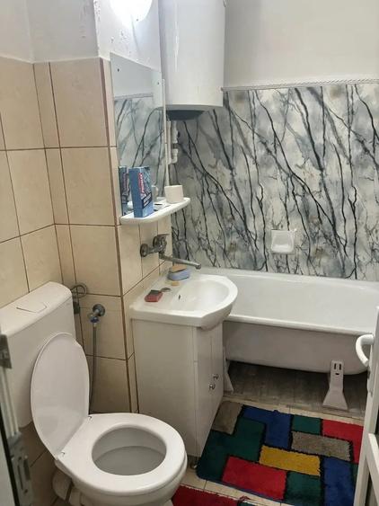 Garsonieră decomandată în Central