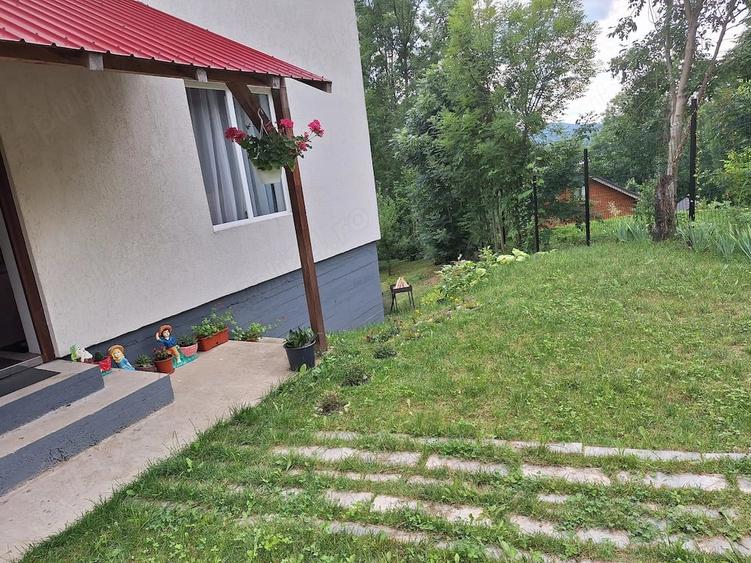 Casă cu Teren 346 Mp în Central