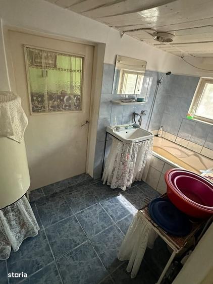 Casă cu 3 camere în Central