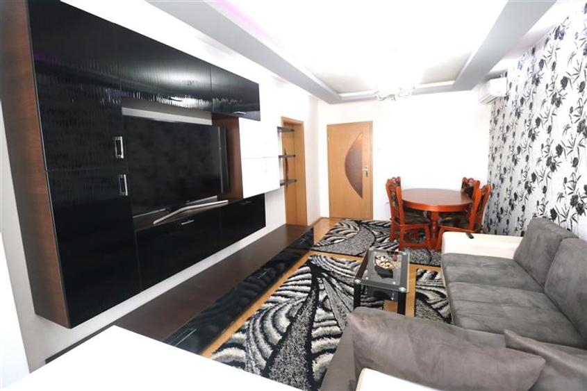 Apartament cu 2 camere decomandat în Cetății