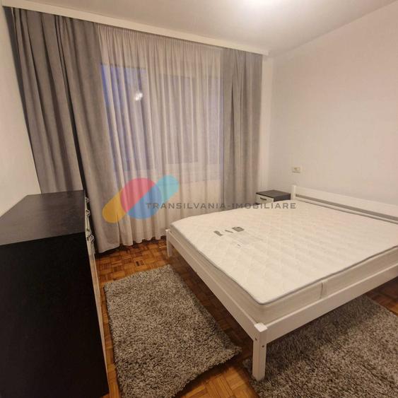 Apartament cu 3 camere decomandat în Semicentral