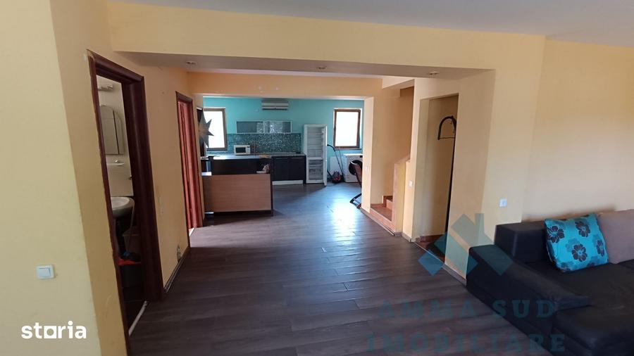 Casă cu 3 camere cu Teren 270 Mp în Central