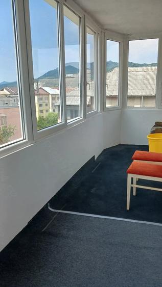 Apartament cu 2 camere decomandat în Traian