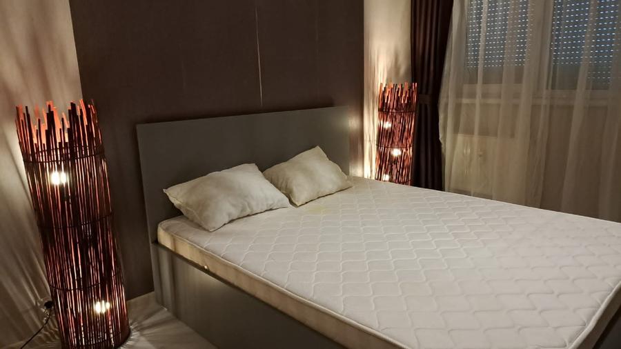 Apartament cu 3 camere decomandat, mobilat în Dristor