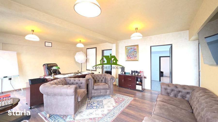 Apartament cu 4 camere în Central