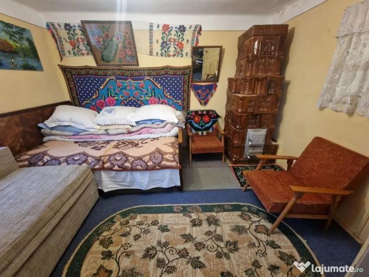 Casă cu 3 camere cu Teren 2100 Mp în Lunca