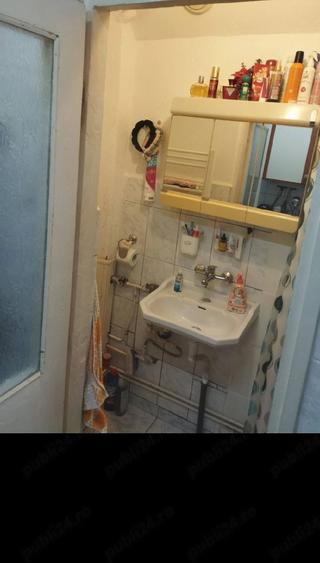 Apartament cu 2 camere nedecomandat în Țiglari